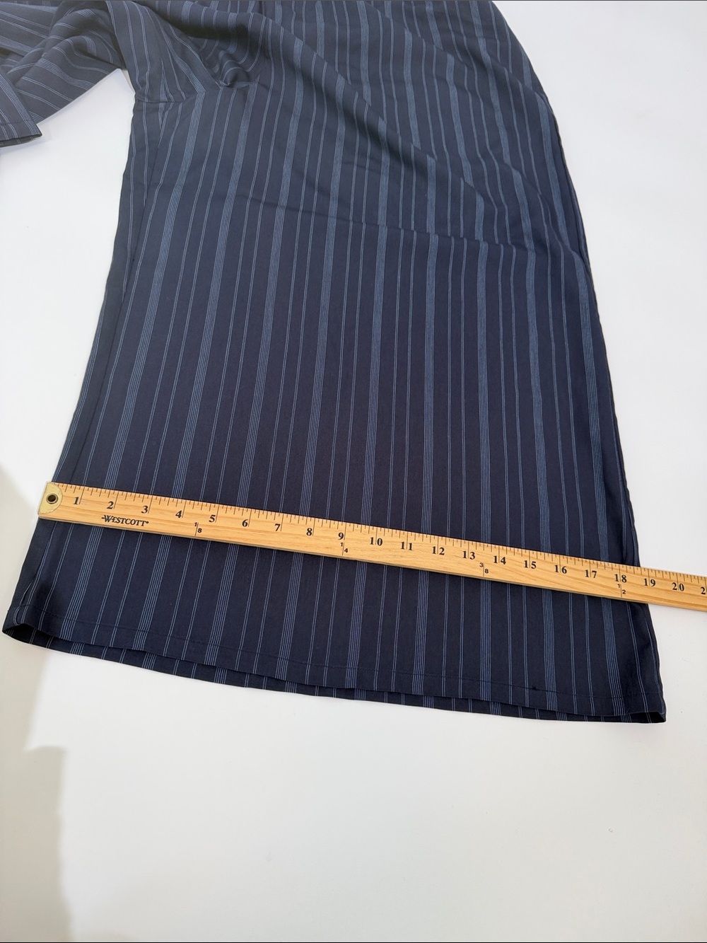 Vince Wide Leg Palazzo Cropped Pants Size 2X Navy White Pinstripe NWOT - Picture 8 of 10